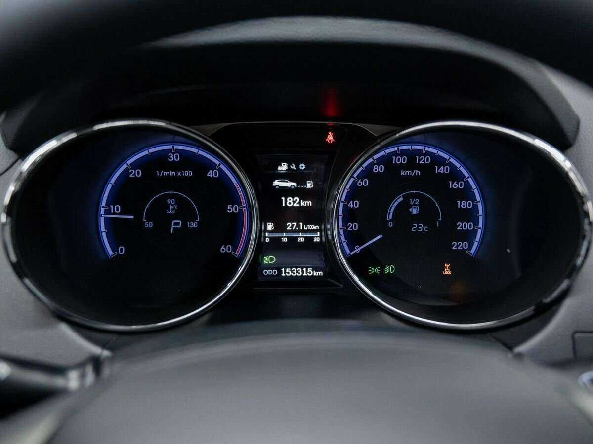 Купить Hyundai ix35 с пробегом. Фото: #25