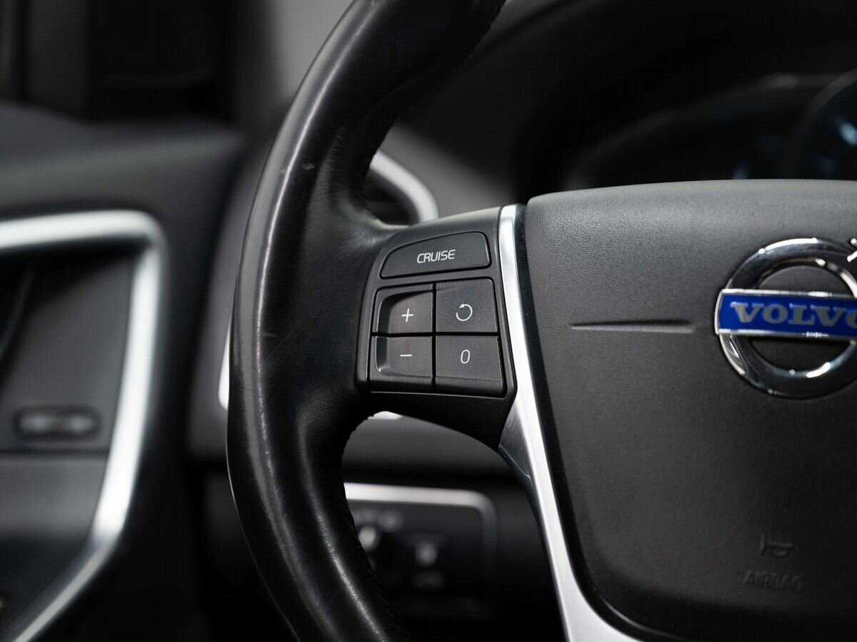 Купить Volvo XC60 с пробегом. Фото: #14