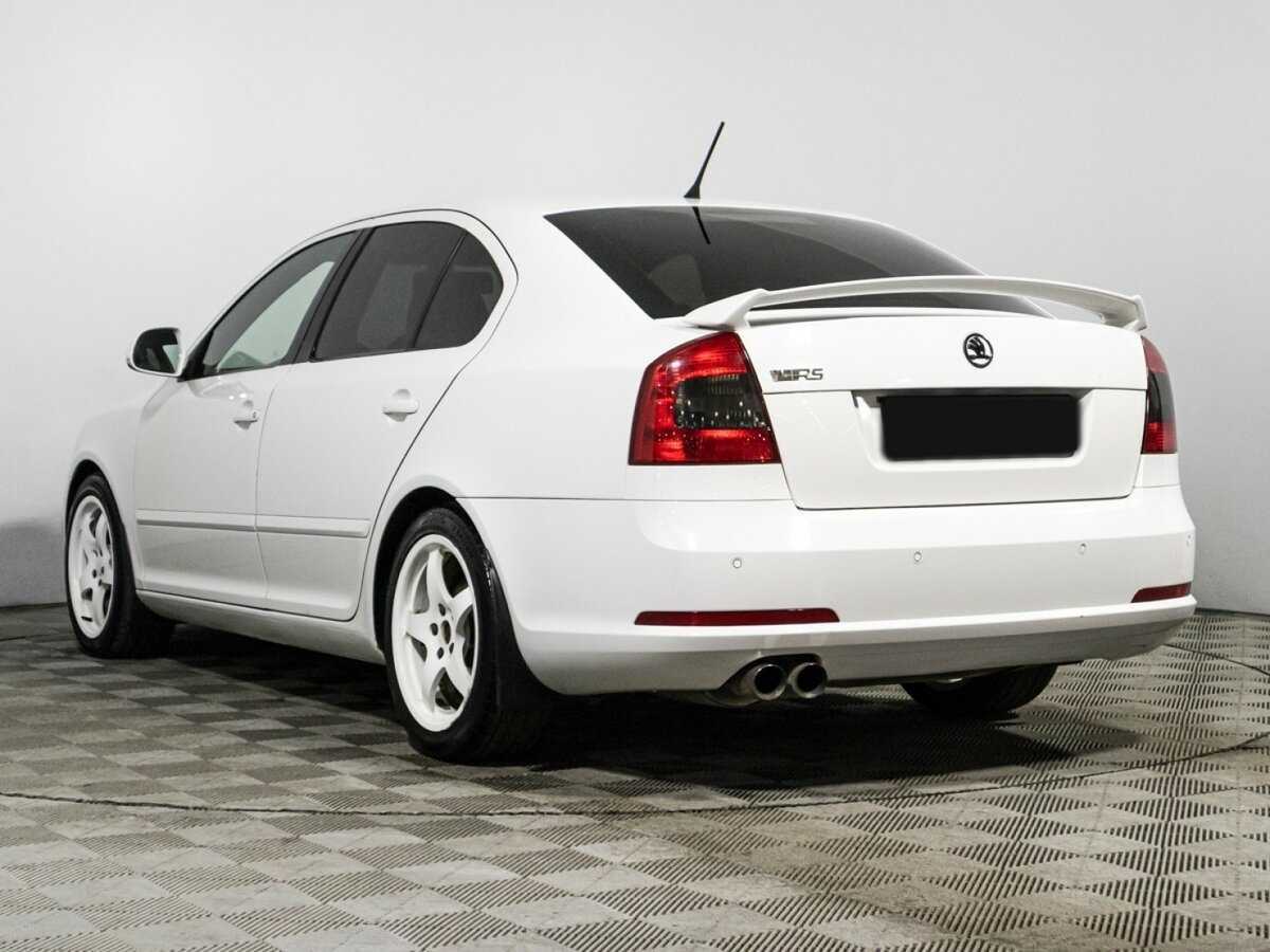 Купить Skoda Octavia RS с пробегом. Фото: #6