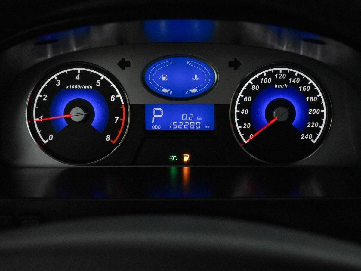 Купить Geely Emgrand EC7 с пробегом. Фото: #16