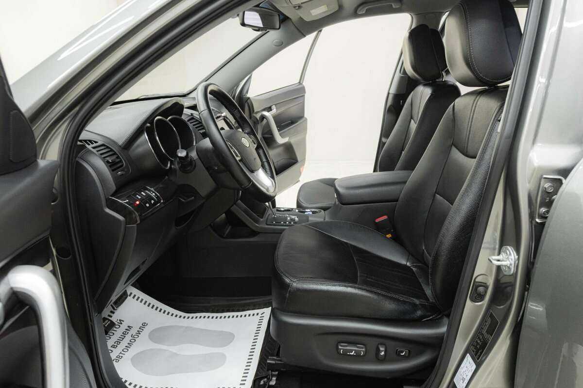Купить Kia Sorento с пробегом. Фото: #6