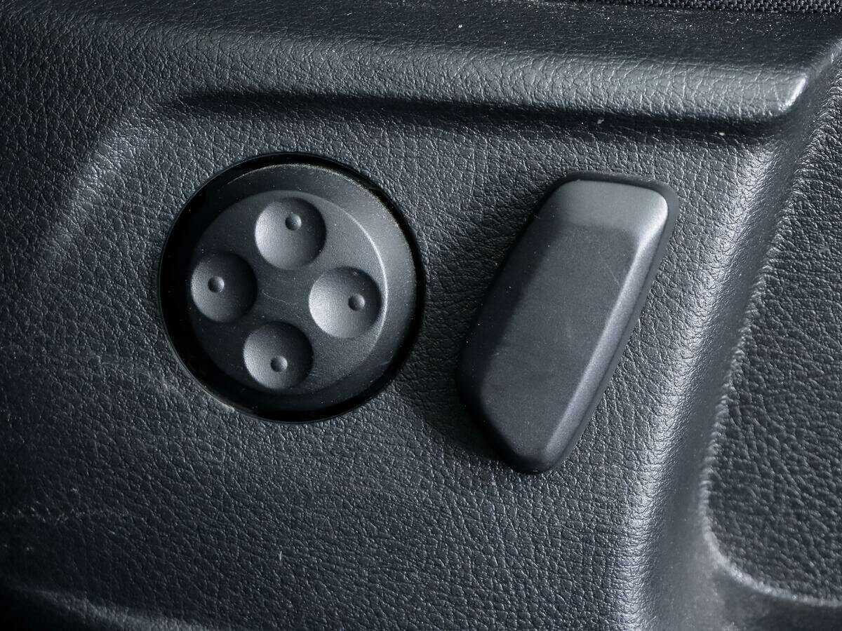 Купить Volkswagen Passat с пробегом. Фото: #12