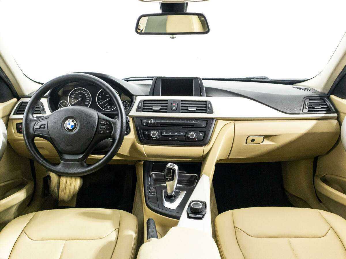 Купить BMW 3 серии с пробегом. Фото: #11