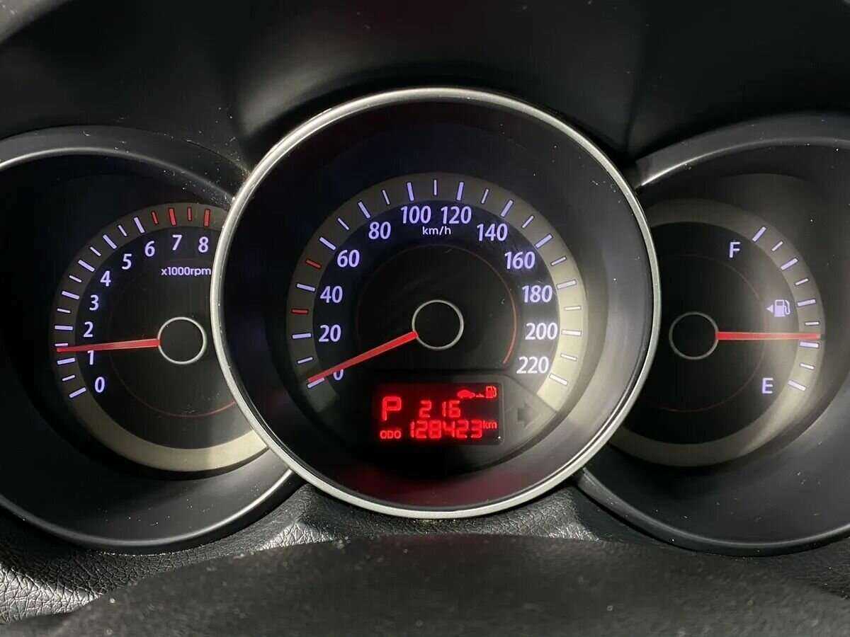 Купить Kia Cerato с пробегом. Фото: #13