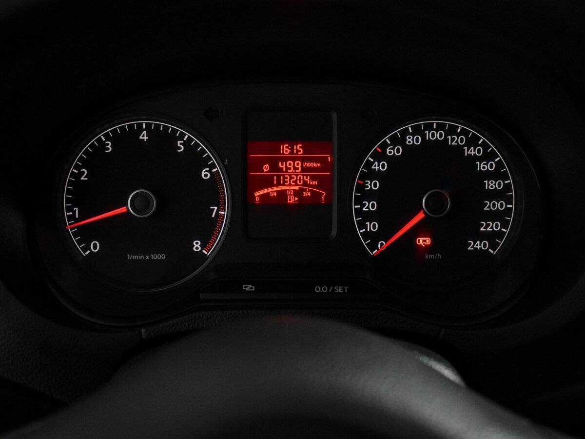 Купить Volkswagen Polo с пробегом. Фото: #12