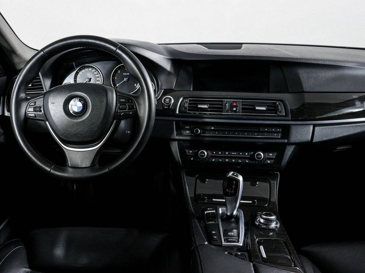 Купить BMW 5 серии с пробегом. Фото: #11