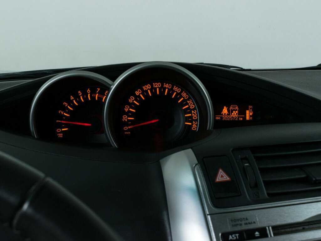 Купить Toyota Verso с пробегом. Фото: #10