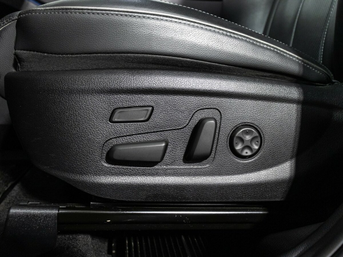 Купить Hyundai Santa Fe с пробегом. Фото: #13