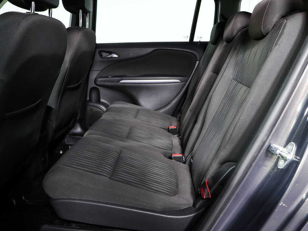 Купить Opel Zafira с пробегом. Фото: #9
