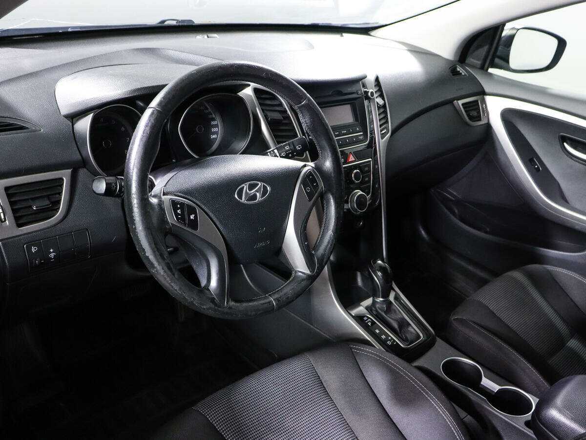 Купить Hyundai i30 с пробегом. Фото: #11