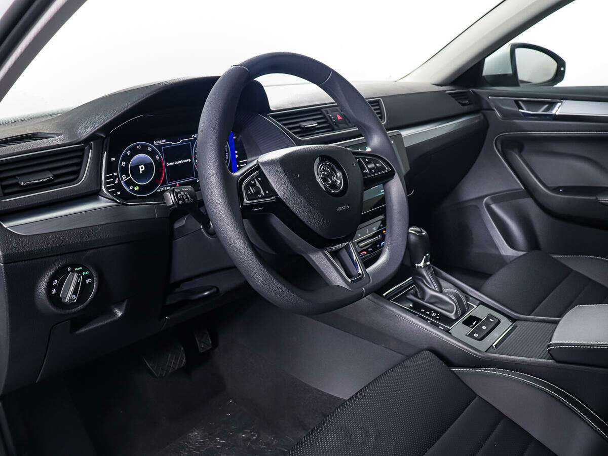 Купить Skoda Superb с пробегом. Фото: #10