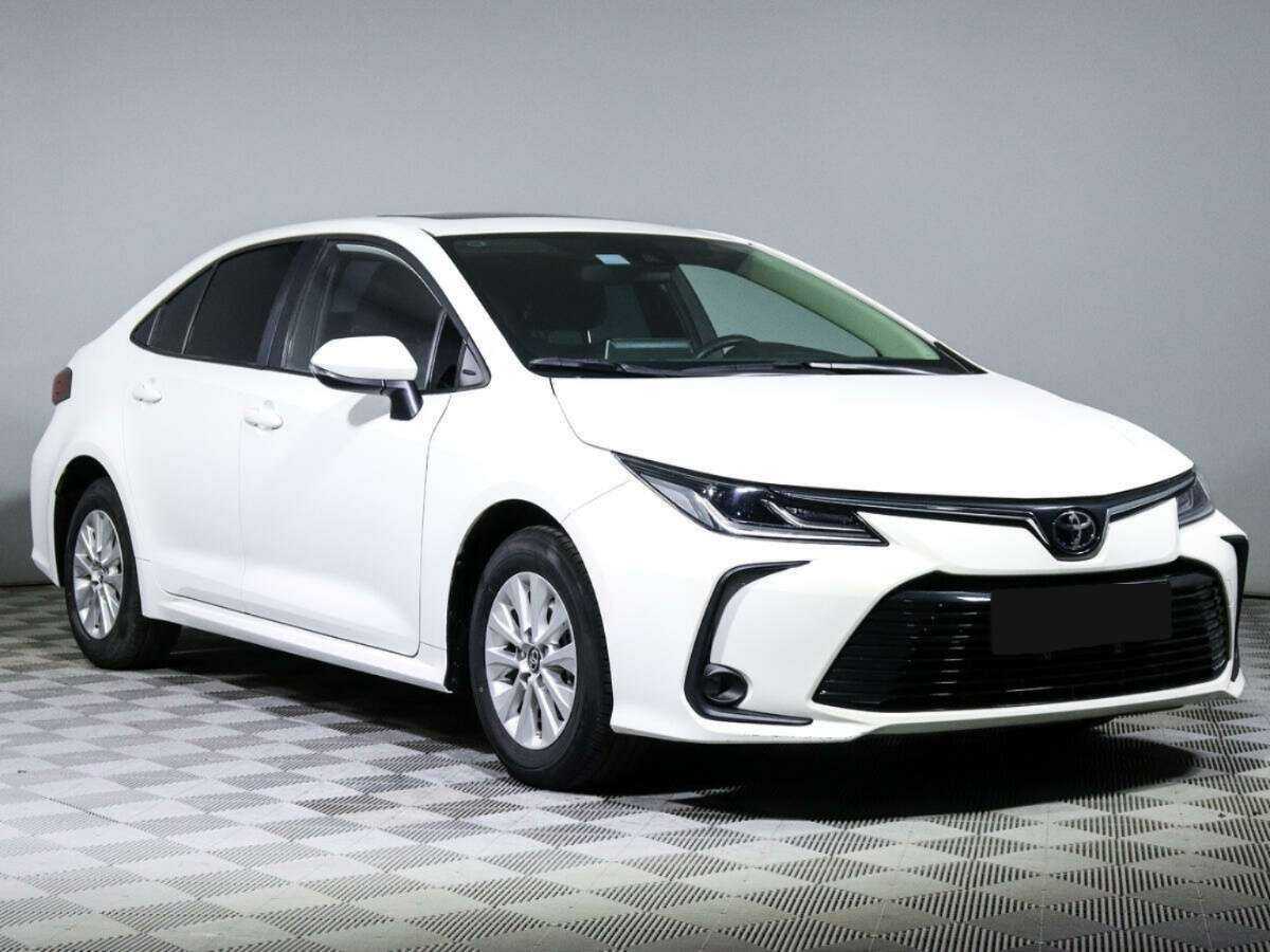 Купить Toyota Corolla с пробегом. Фото: #2