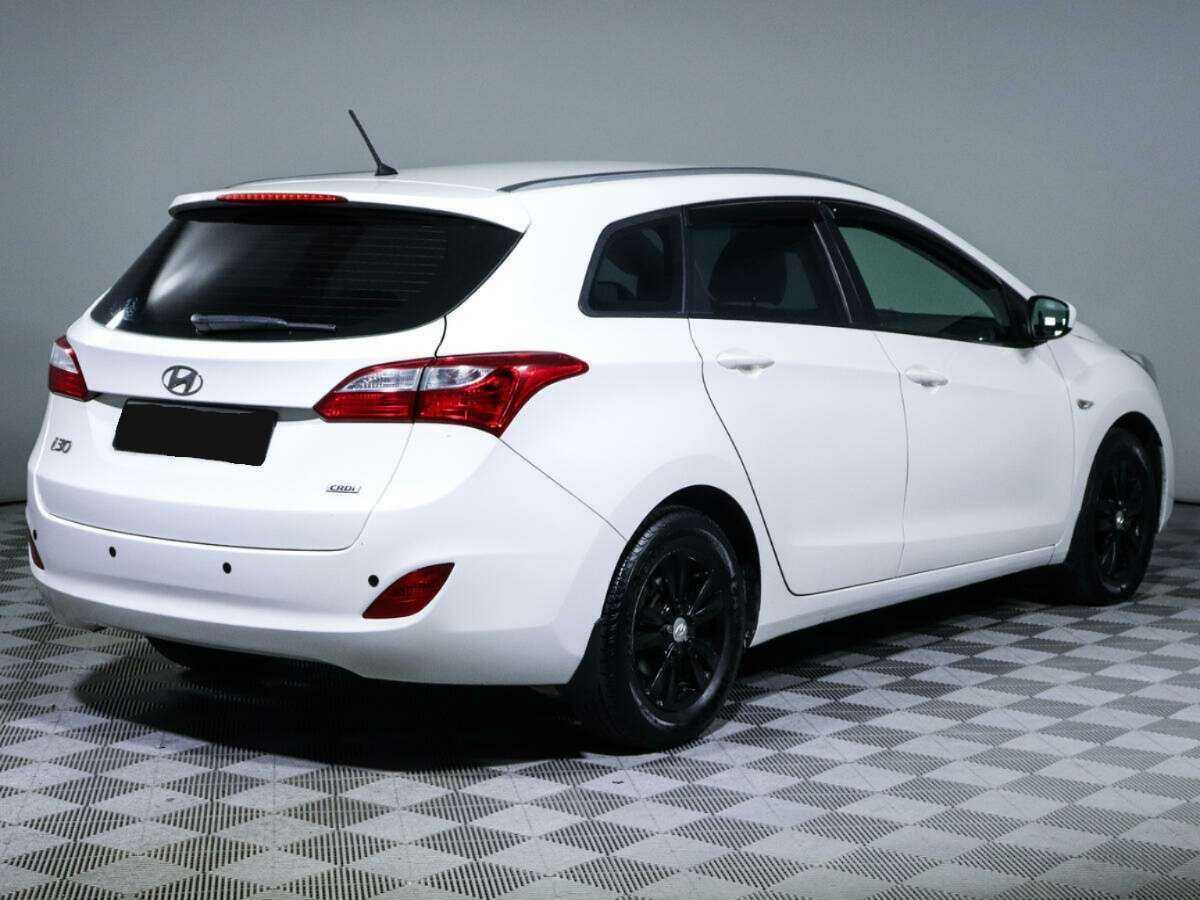 Купить Hyundai i30 с пробегом. Фото: #3