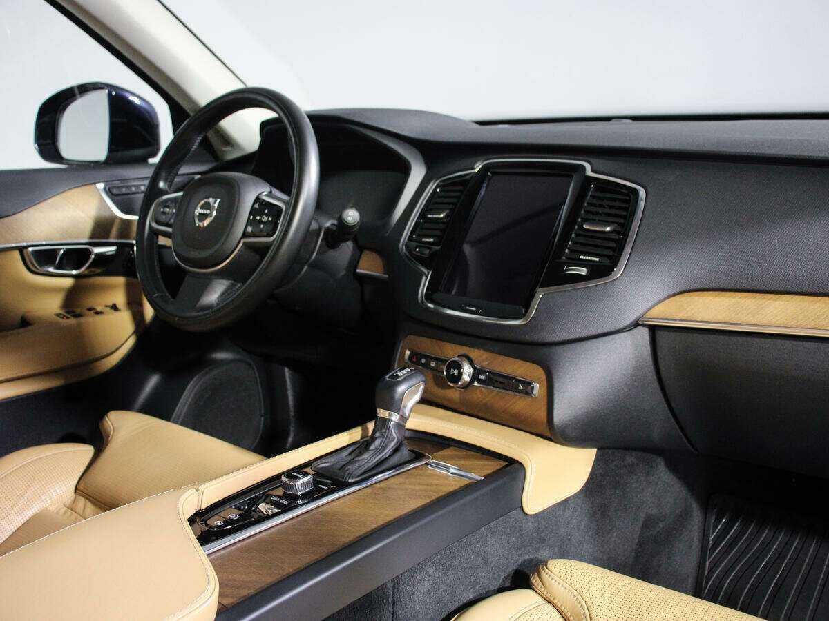 Купить Volvo XC90 с пробегом. Фото: #6