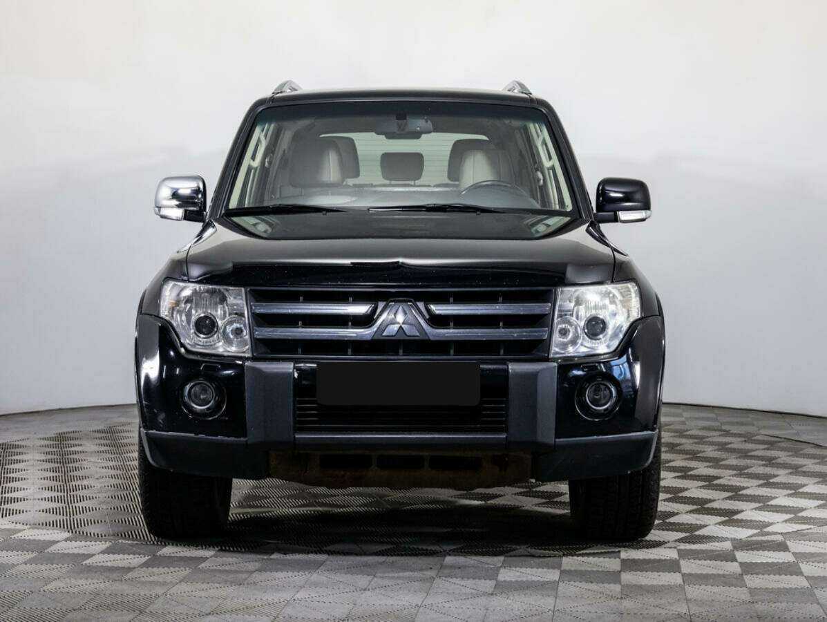 Купить Mitsubishi Pajero с пробегом. Фото: #1