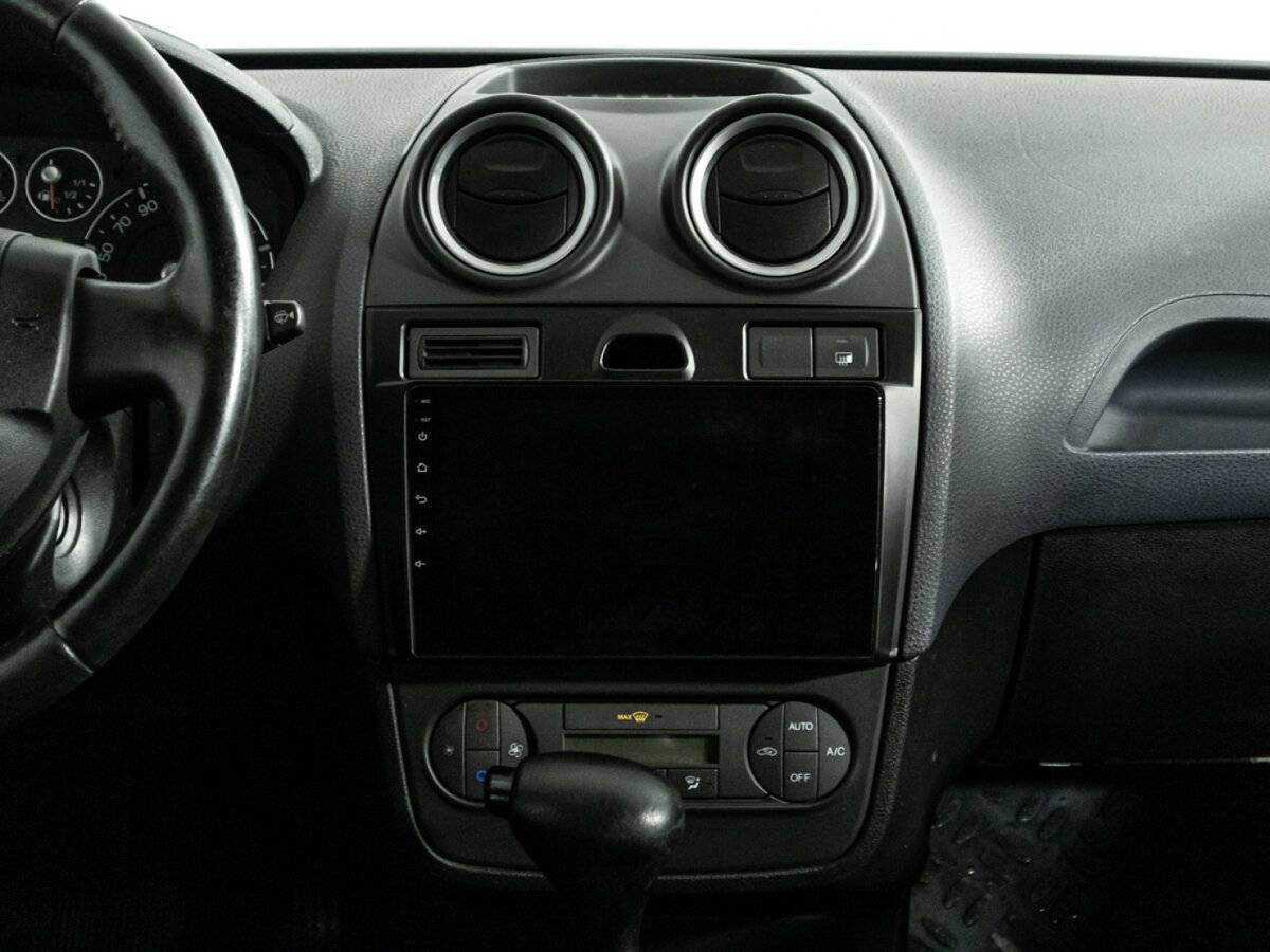 Купить Ford Fiesta с пробегом. Фото: #13