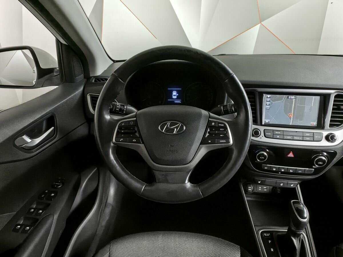 Купить Hyundai Solaris с пробегом. Фото: #13