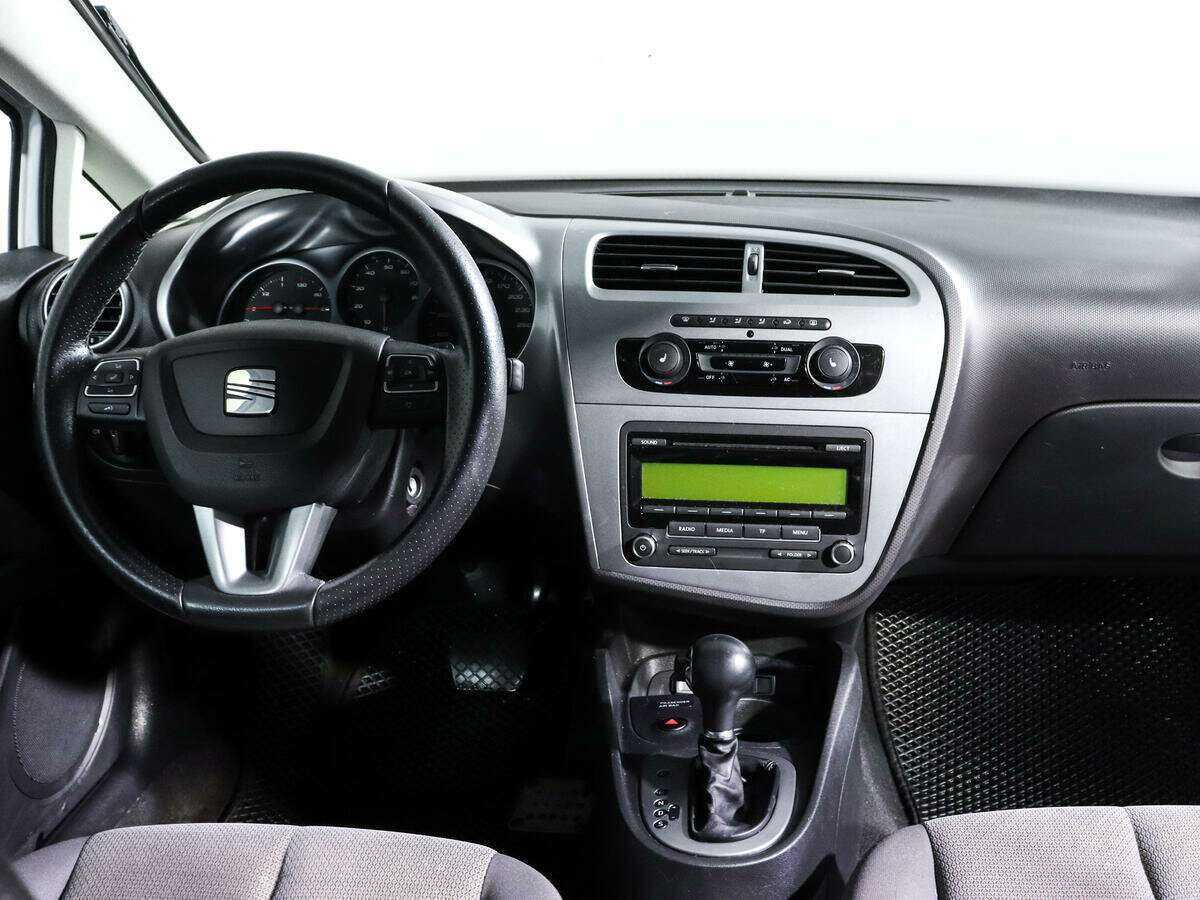 Купить SEAT Leon с пробегом. Фото: #9