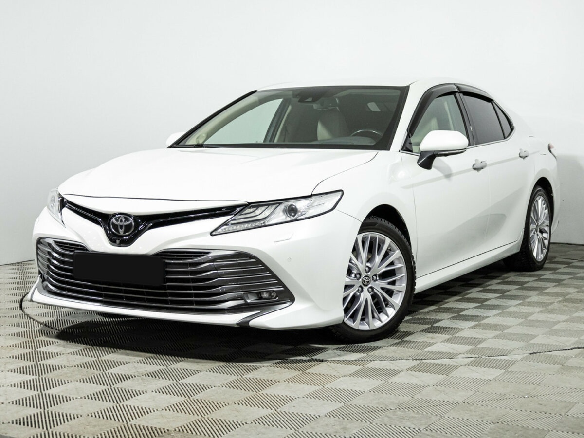 Купить Toyota Camry с пробегом. Посмотреть фото