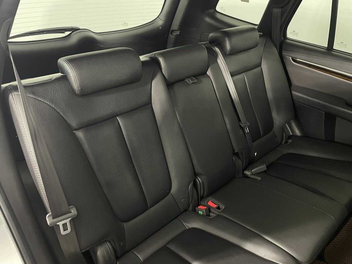 Купить Hyundai Santa Fe с пробегом. Фото: #15