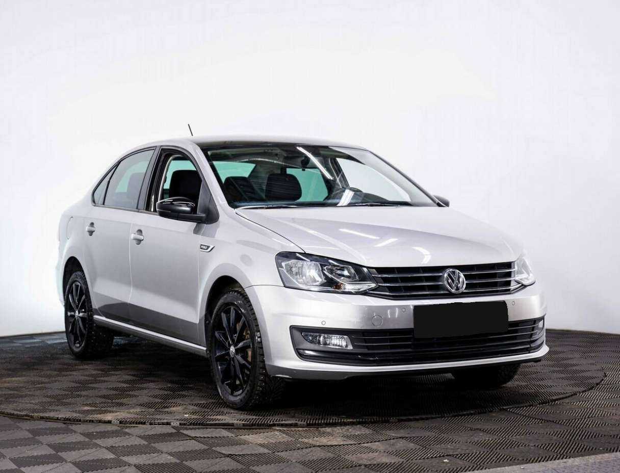 Купить Volkswagen Polo с пробегом. Фото: #2