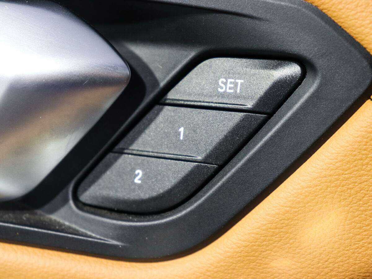 Купить BMW 3 серии с пробегом. Фото: #16