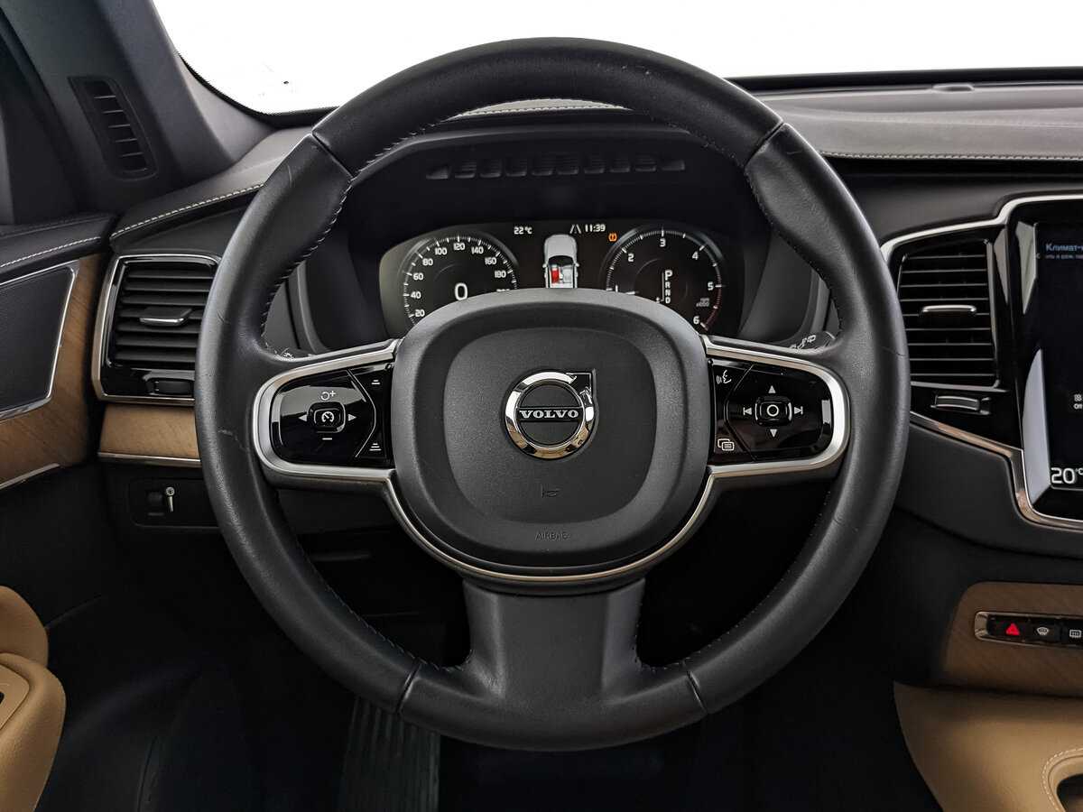 Купить Volvo XC90 с пробегом. Фото: #16