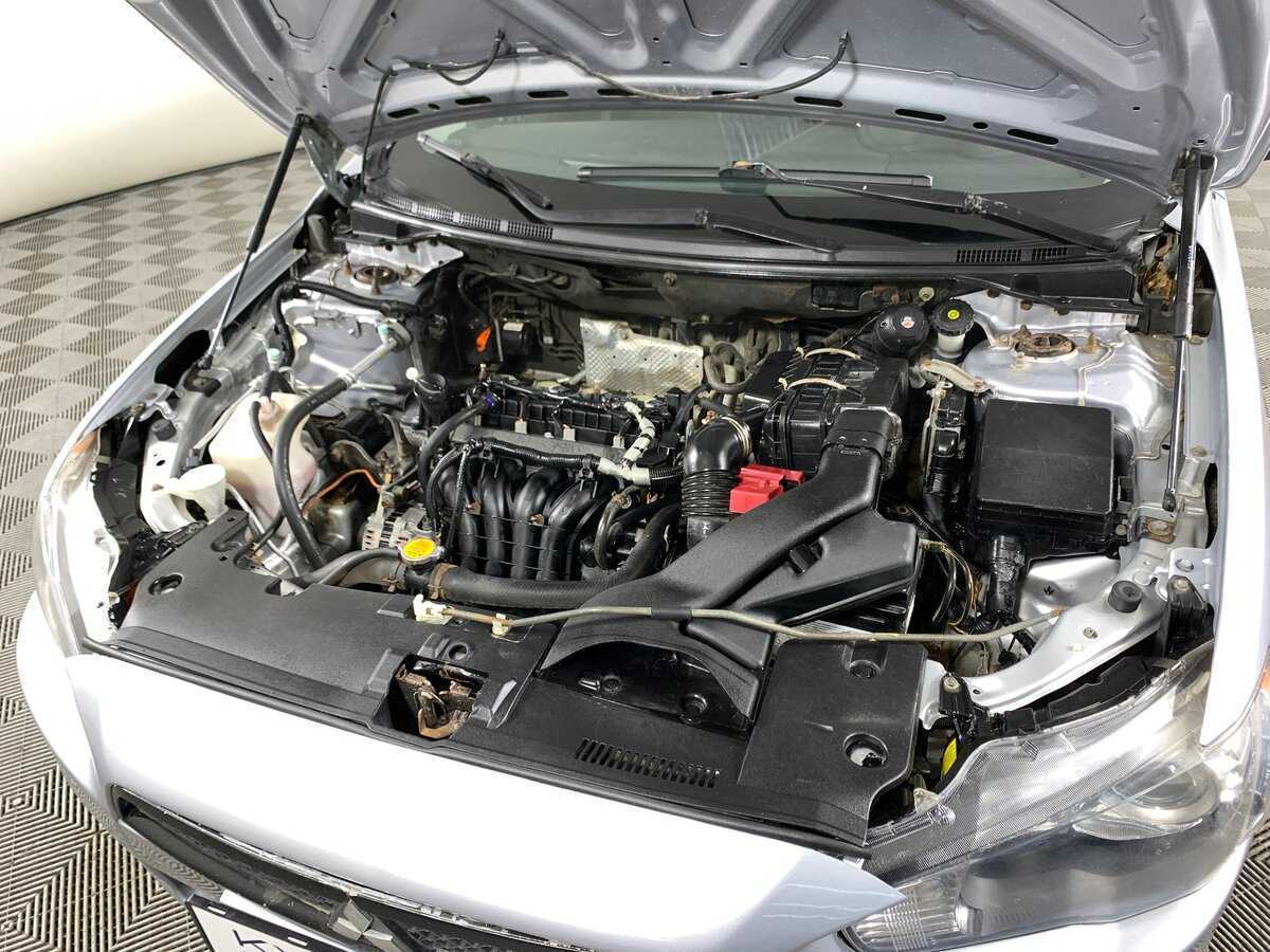 Купить Mitsubishi Lancer с пробегом. Фото: #10