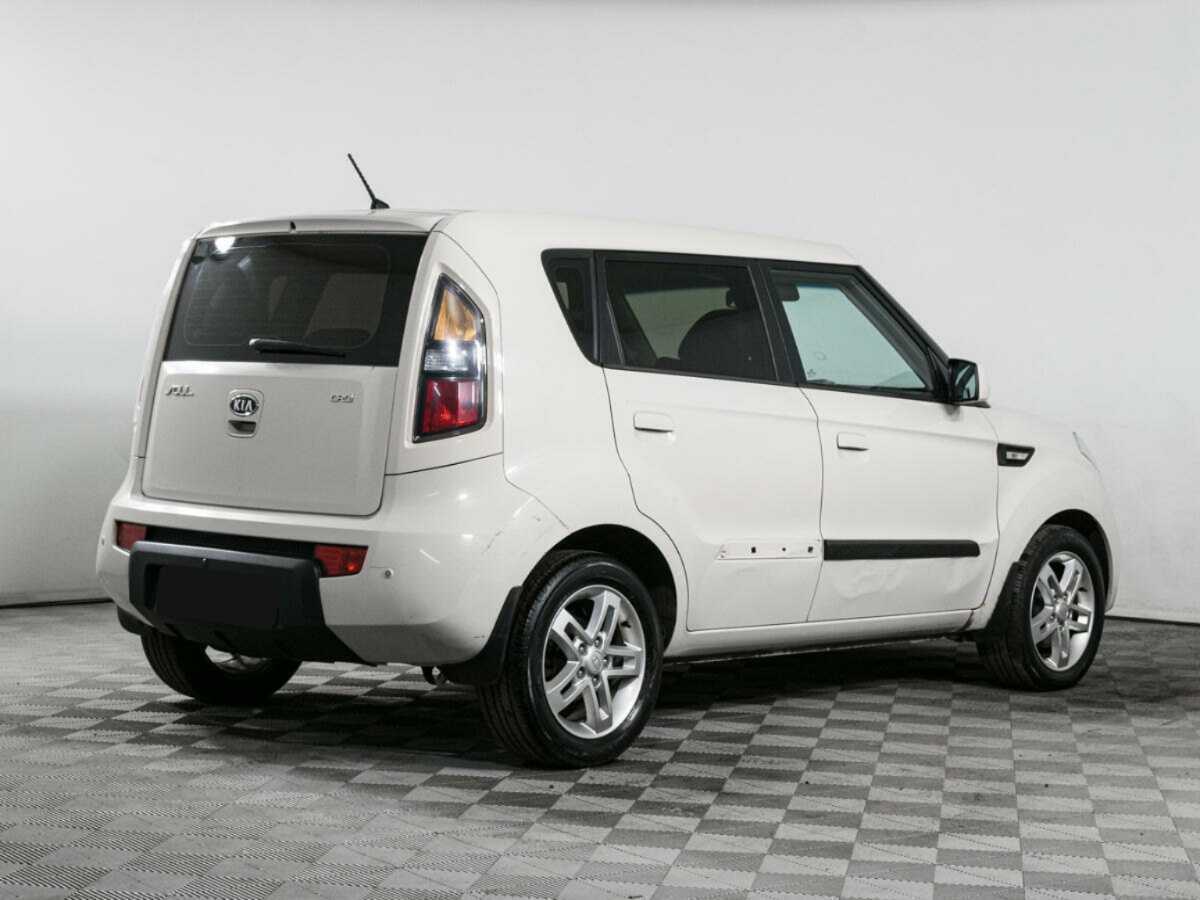 Купить Kia Soul с пробегом. Фото: #3