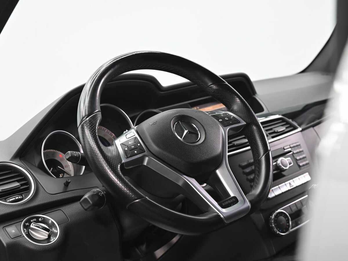 Купить Mercedes-Benz C-Класс с пробегом. Фото: #8