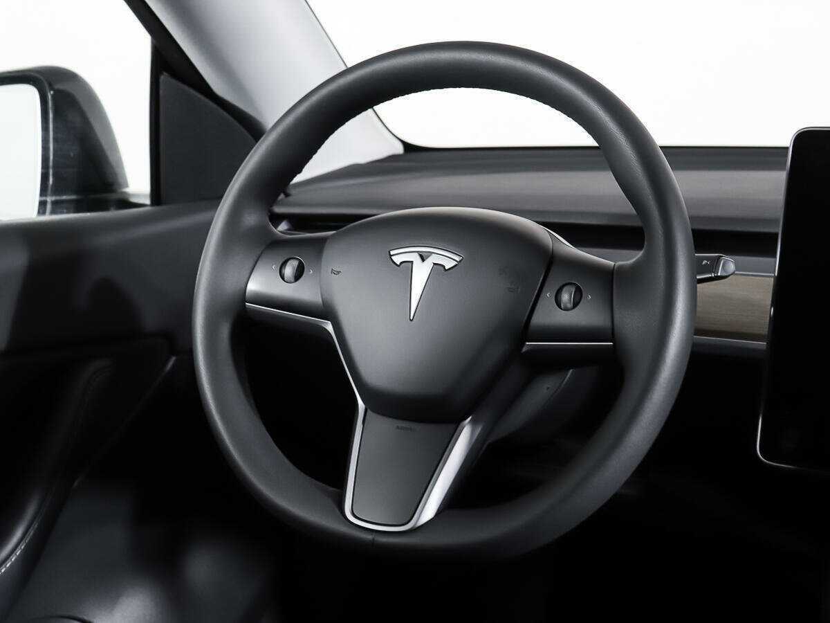 Купить Tesla Model Y с пробегом. Фото: #14