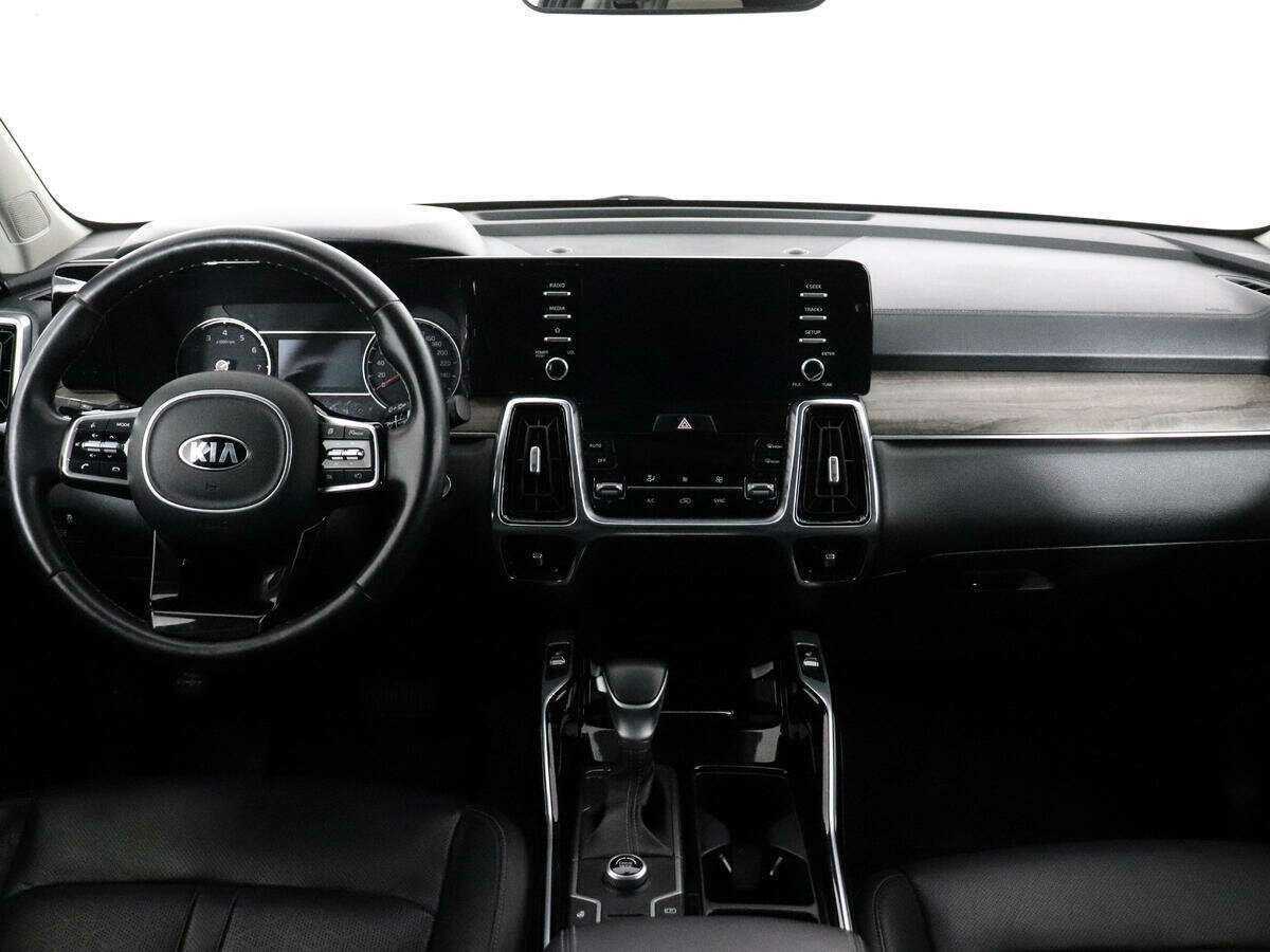 Купить Kia Sorento с пробегом. Фото: #9