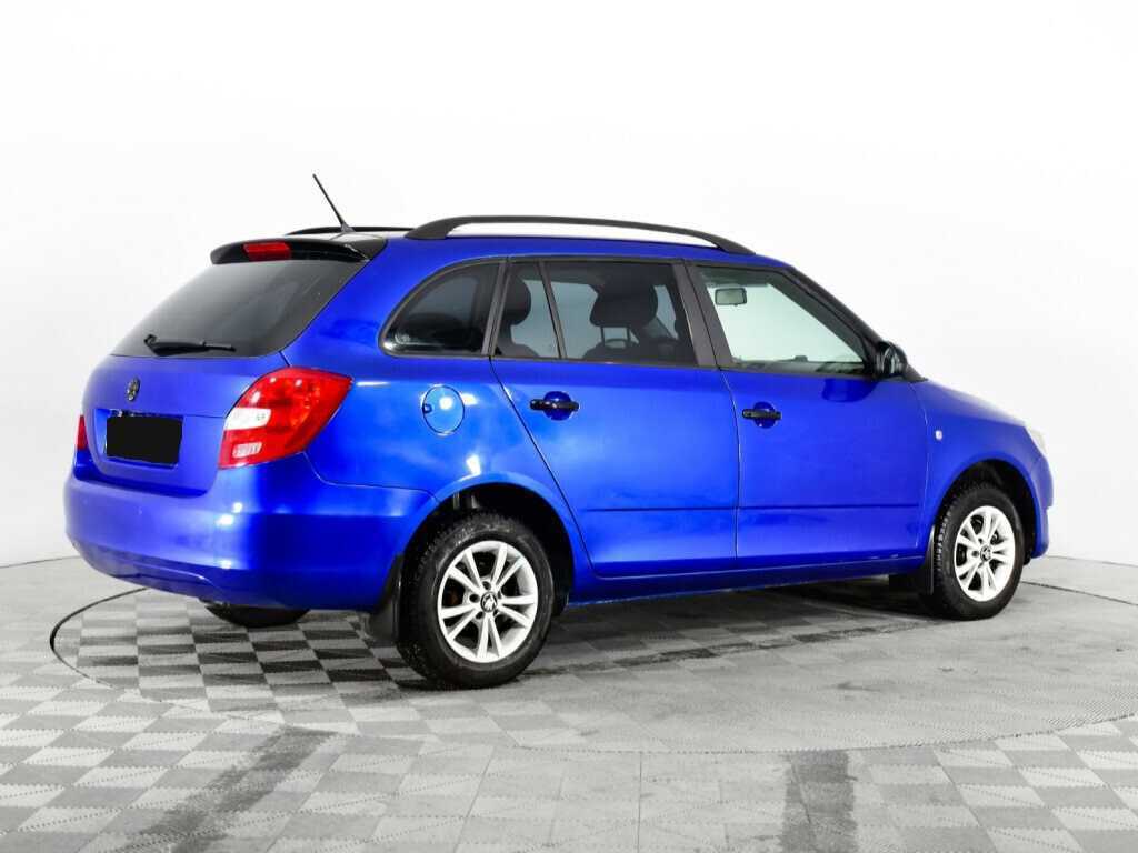 Купить Skoda Fabia с пробегом. Фото: #4