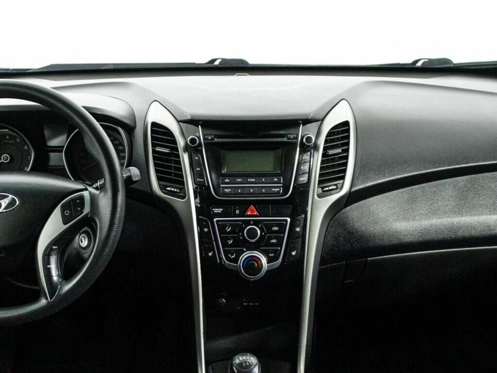 Купить Hyundai i30 с пробегом. Фото: #13