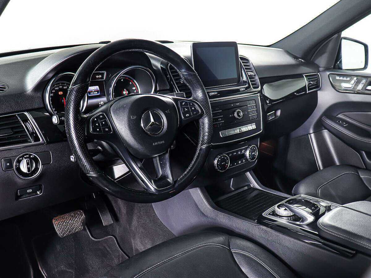 Купить Mercedes-Benz GLE с пробегом. Фото: #12