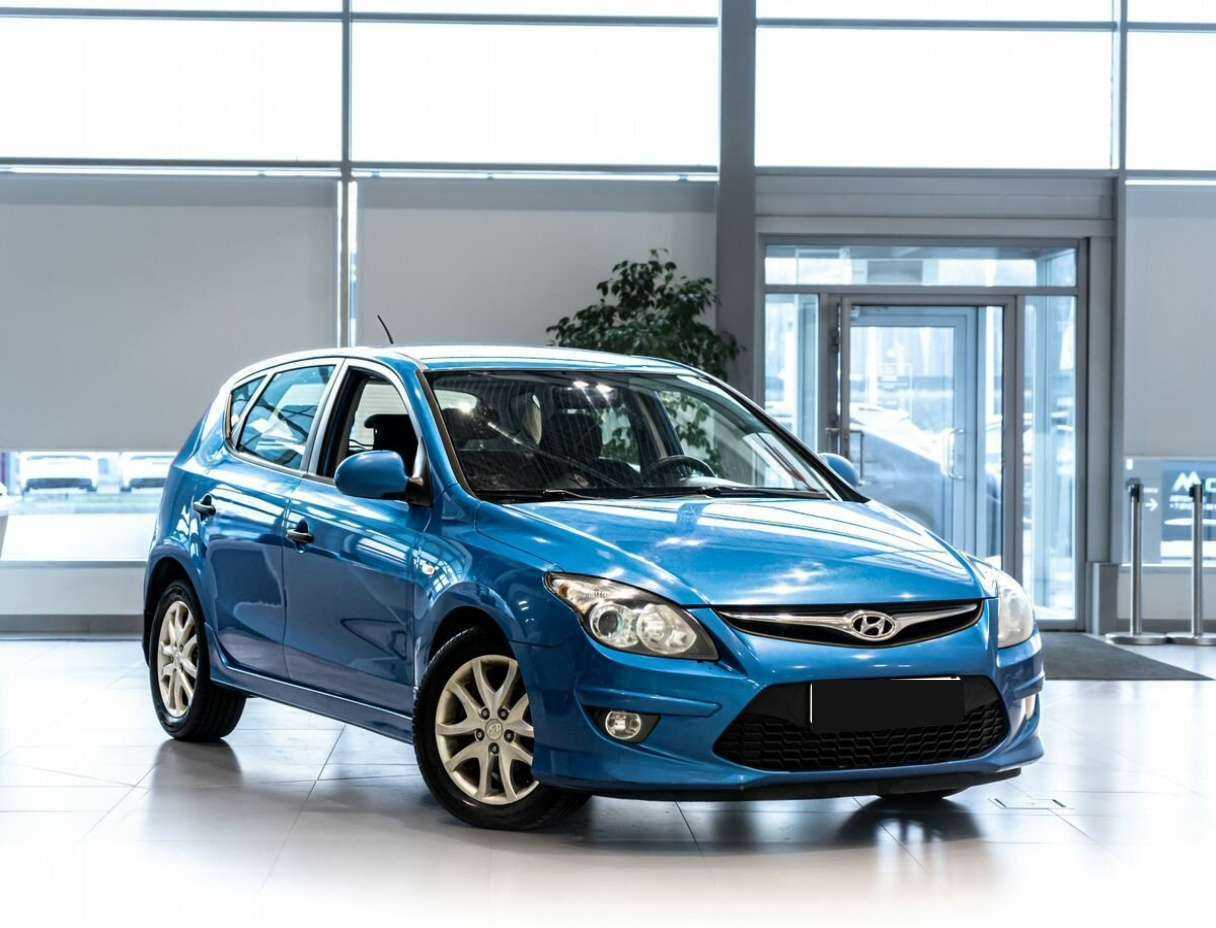 Купить Hyundai i30 с пробегом. Фото: #1