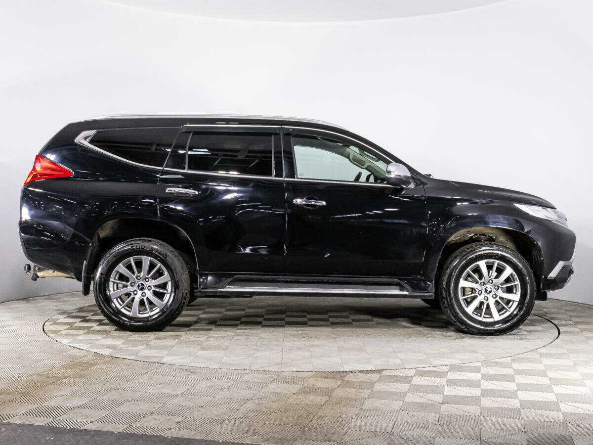 Купить Mitsubishi Pajero Sport с пробегом. Фото: #3
