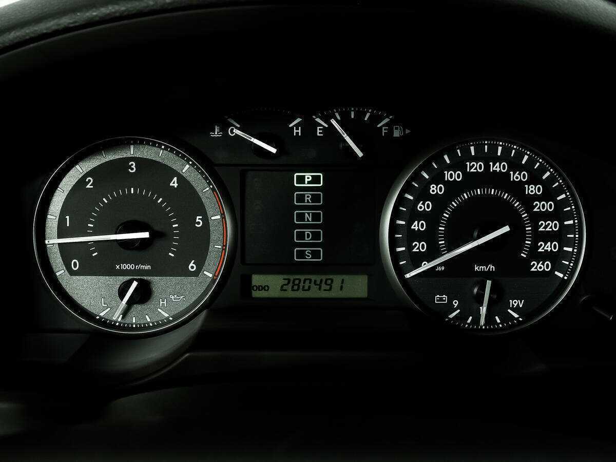 Купить Toyota Land Cruiser с пробегом. Фото: #7