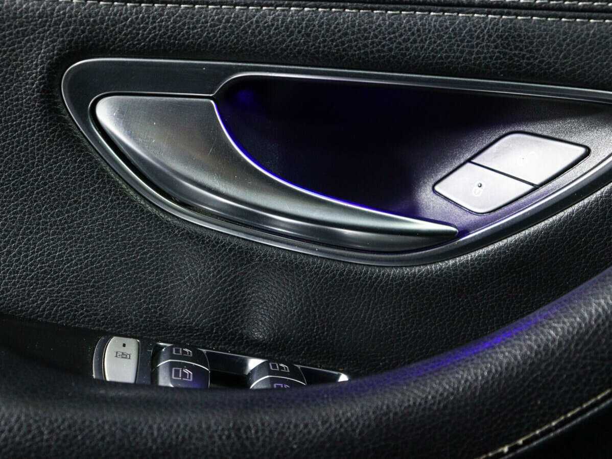 Купить Mercedes-Benz E-Класс с пробегом. Фото: #17