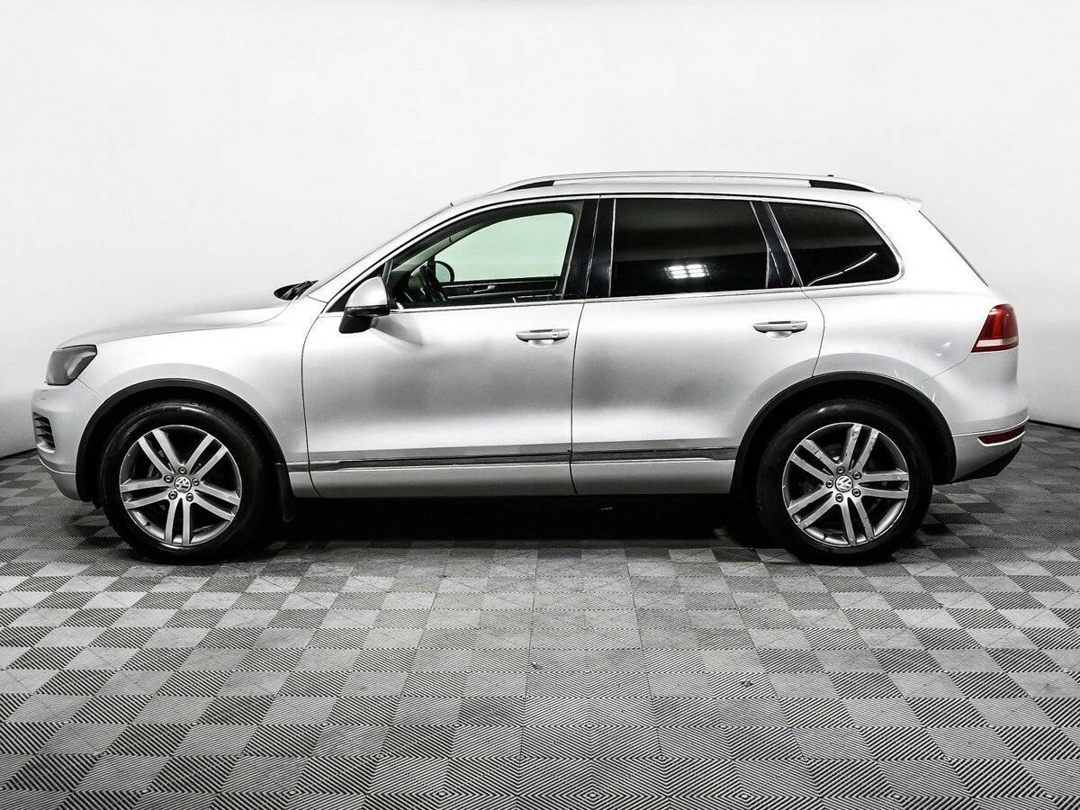 Купить Volkswagen Touareg с пробегом. Фото: #7
