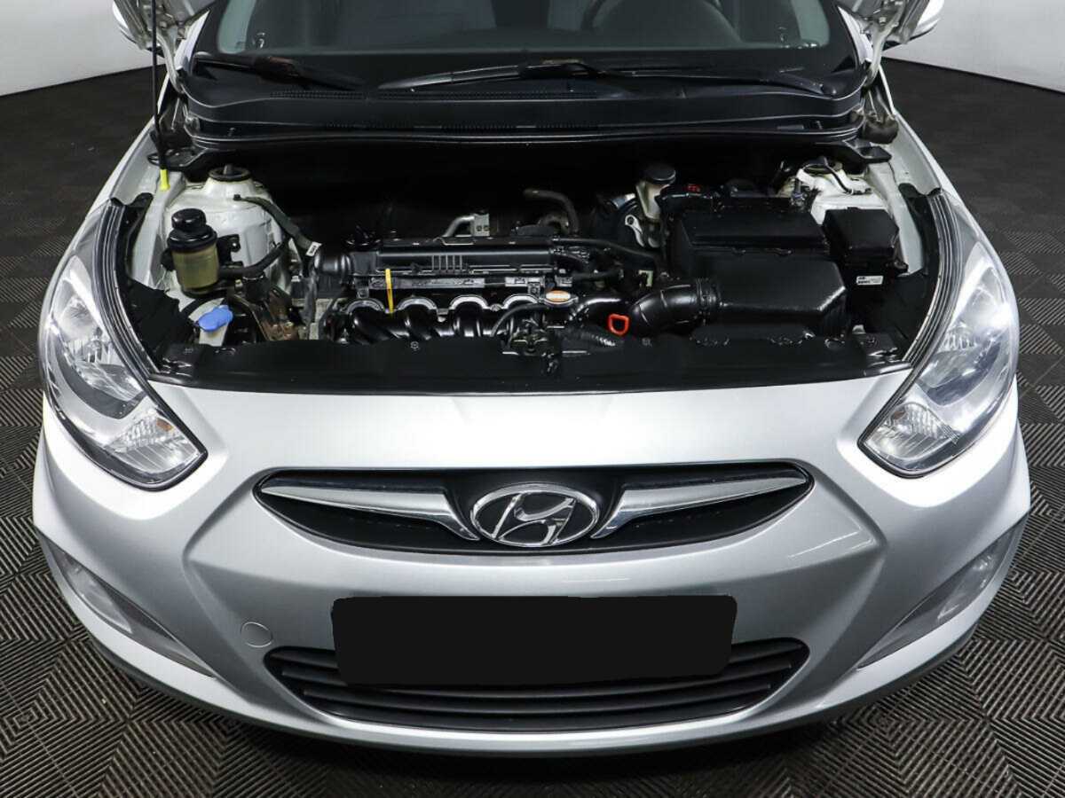 Купить Hyundai Solaris с пробегом. Фото: #8