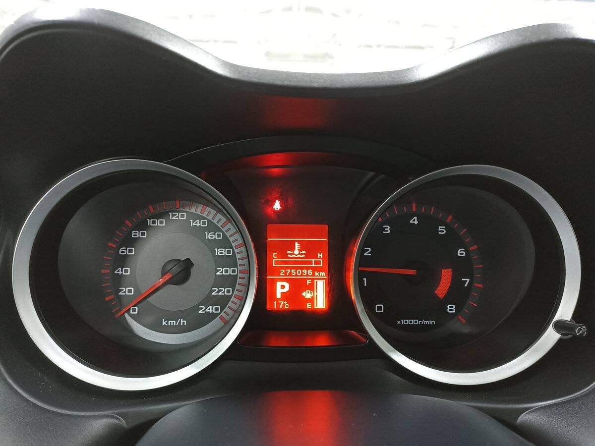 Купить Mitsubishi Lancer с пробегом. Фото: #12