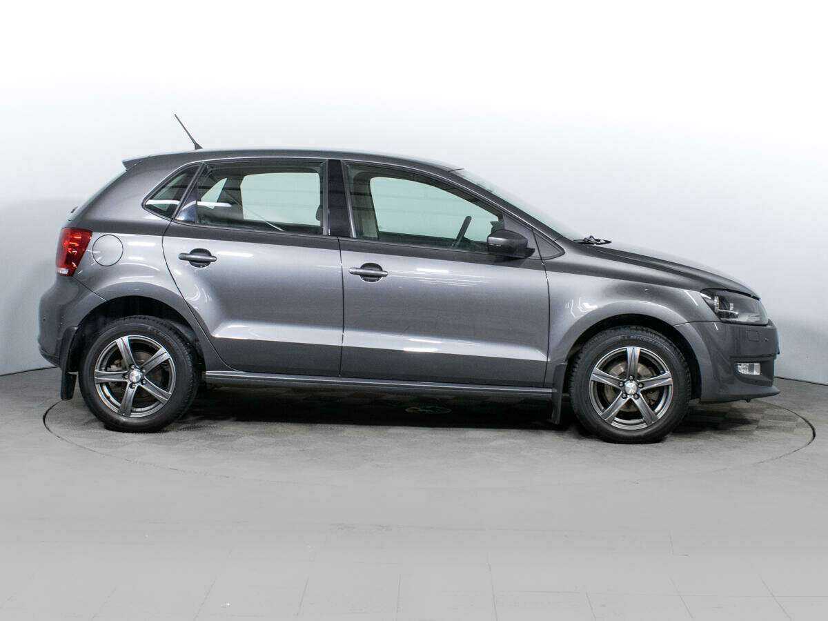 Купить Volkswagen Polo с пробегом. Фото: #3