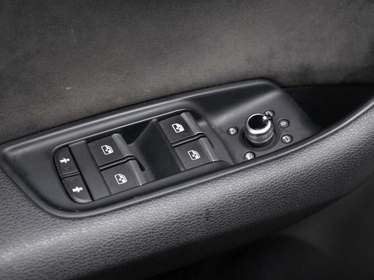 Купить Audi Q7 с пробегом. Фото: #15
