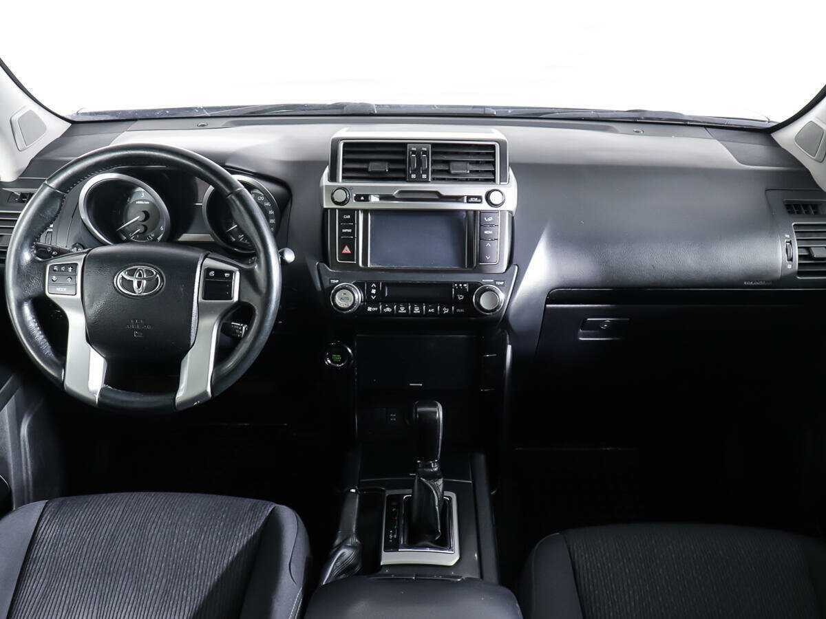 Купить Toyota Land Cruiser Prado с пробегом. Фото: #9