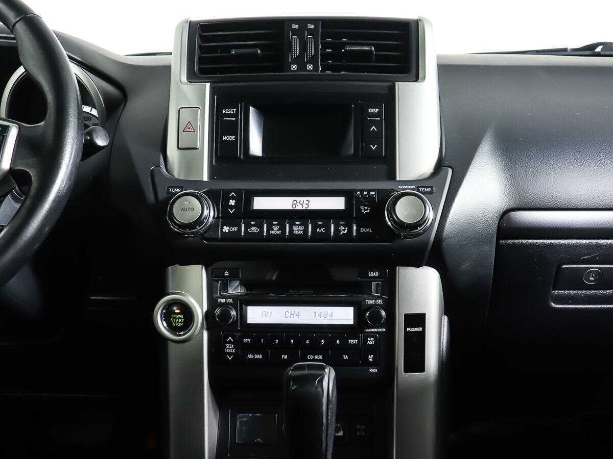 Купить Toyota Land Cruiser Prado с пробегом. Фото: #11