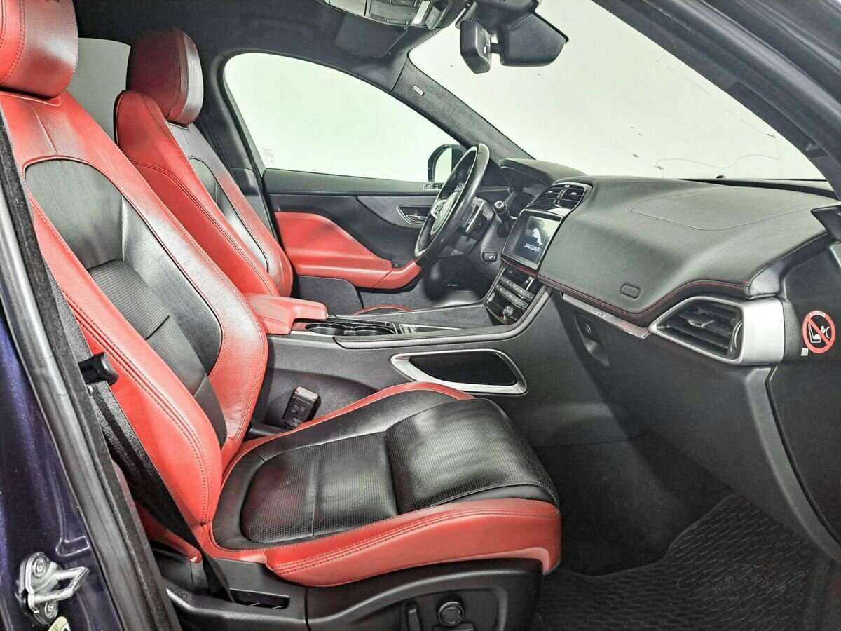 Купить Jaguar F-Pace с пробегом. Фото: #8
