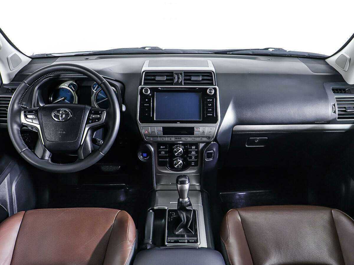 Купить Toyota Land Cruiser Prado с пробегом. Фото: #9