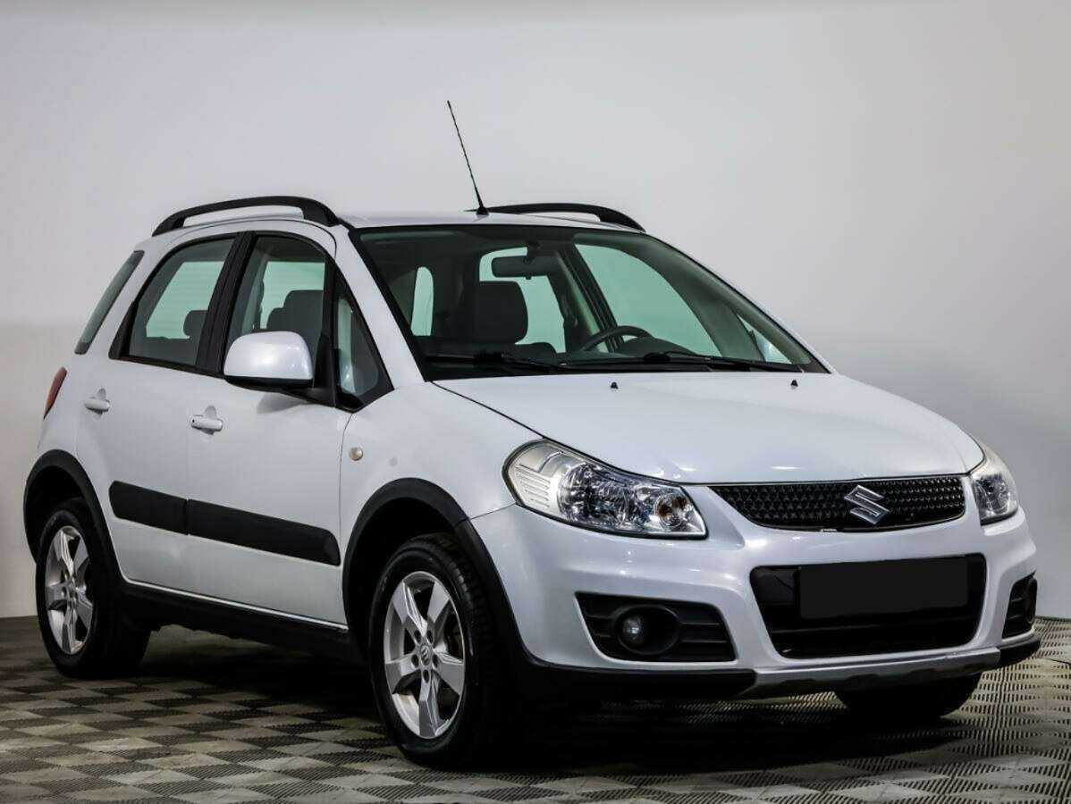 Купить Suzuki SX4 с пробегом. Фото: #1