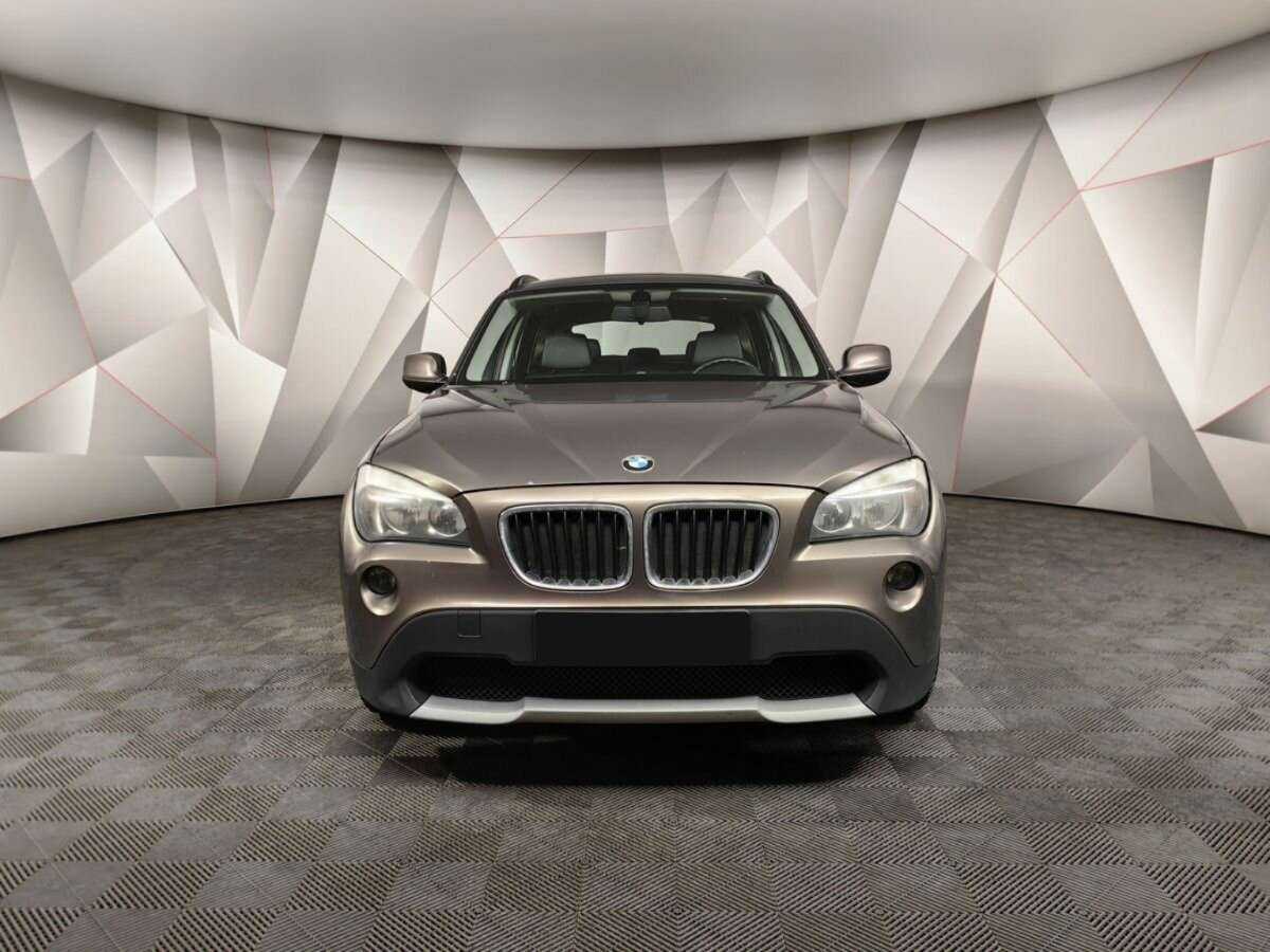 Купить BMW X1 с пробегом. Фото: #6